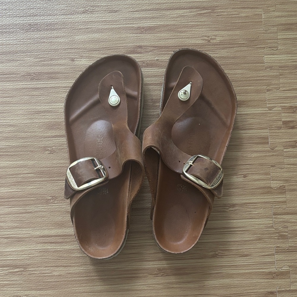 Birkenstock Gizeh Big Buckle Leather Sandals size 43